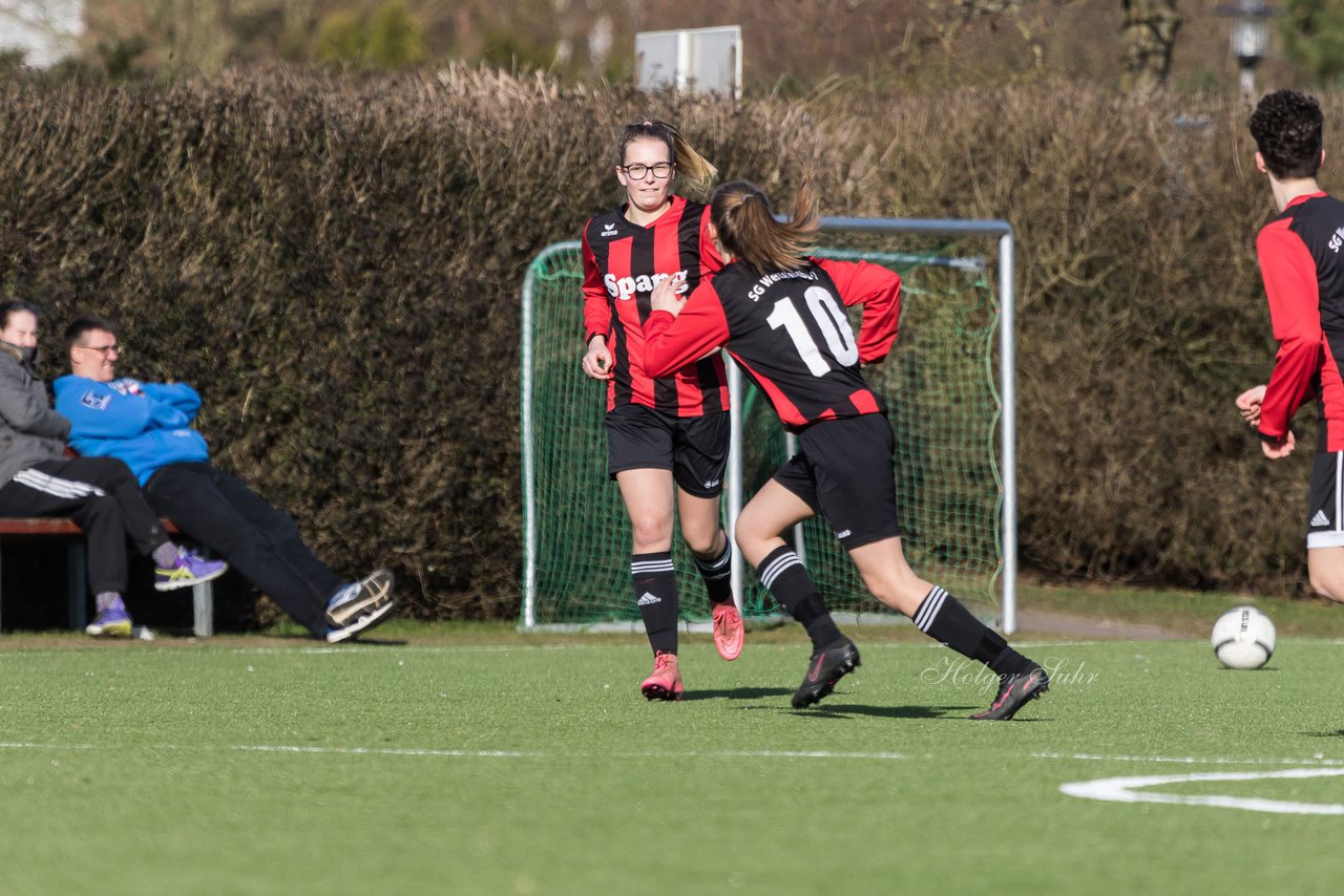 Bild 203 - B-Juniorinnen SG Weststeinburg/Bei - SV Fisia 03 : Ergebnis: 1:2